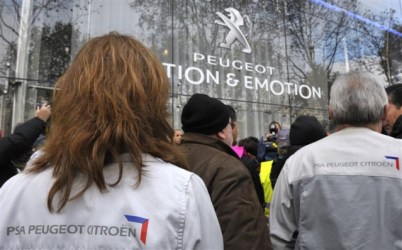 Pas de licenciements, juste des réductions d'effectifs ...