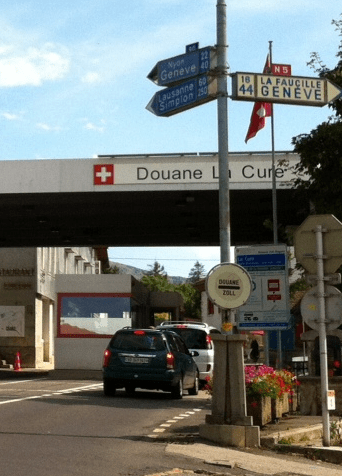 Tapis Rouge à croix blanche