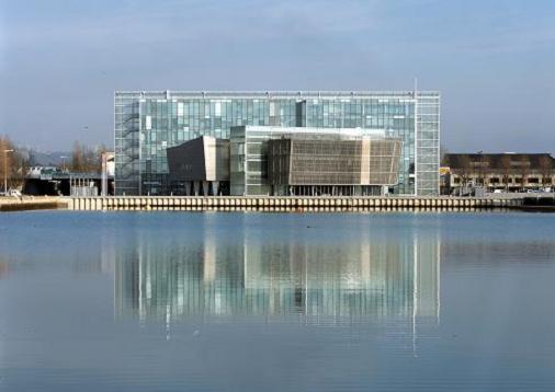 1325838117_CCIH_face_14_103