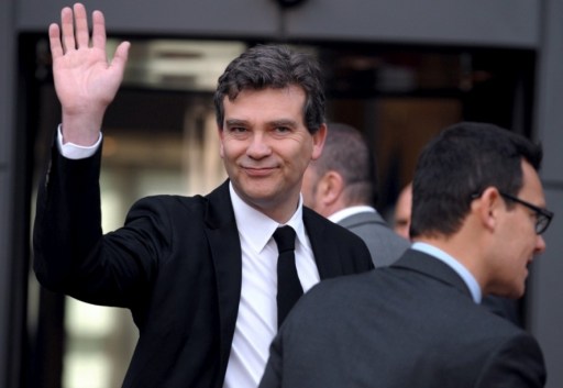 Trop tôt, ça c'est l'illustration pour quand il sera viré