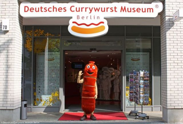 currywurst_museum_berlin_aussenansicht_curr