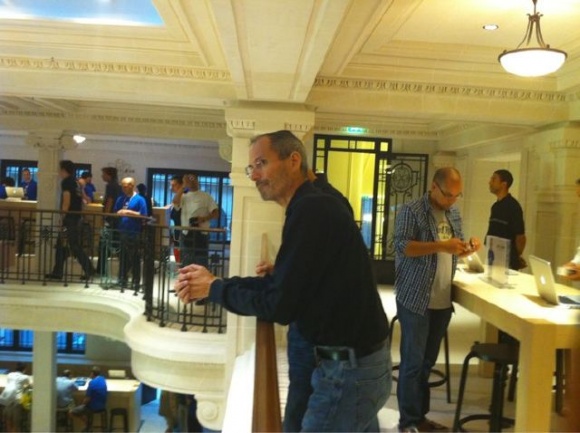 stevejobs-applestore-opera-paris-1
