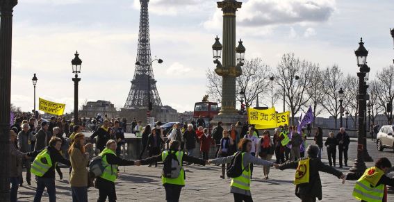 manif-nucleaire-paris Crédits AP SIPA