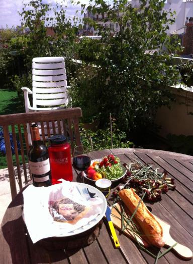 Cafe du matin a Paris 29 juillet 2013 2 c Renaud Favier