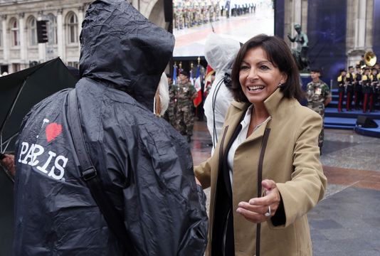 "Votez pour moi, je ne suis pas socialiste !"