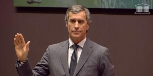 5992674-je-vous-emmerde-les-elus-interpretent-le-silence-de-cahuzac