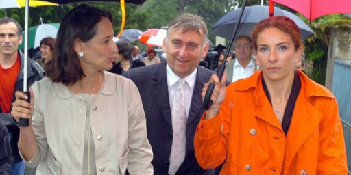 c97769681bd6664354605f2e41ab8b16