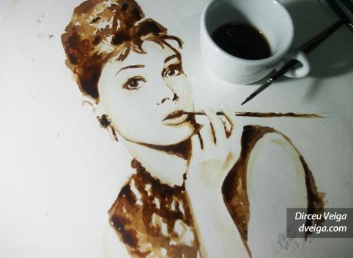 audrey-hepburn-coffee-art