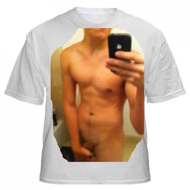 Dieudonné, sur Youtube ça plait aux ados et attardés