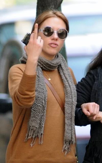 scarlett johansson Paris