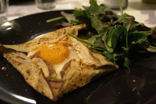 Crèpe-complète-Ham-cheese-eggs