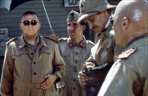 fou-de-guerre Coluche