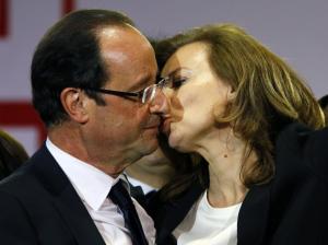 francois-hollande-lors-de-son-sacre-avec