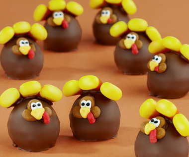 thanksgiving-candy-turkey-truffles