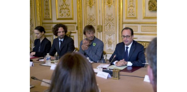 9783884-climat-hollande-reaffirme-l-engagement-de-la-france