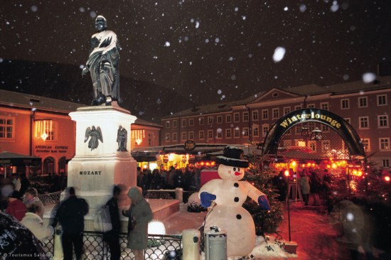 files-SalzburgWinterMozartplatzLarge