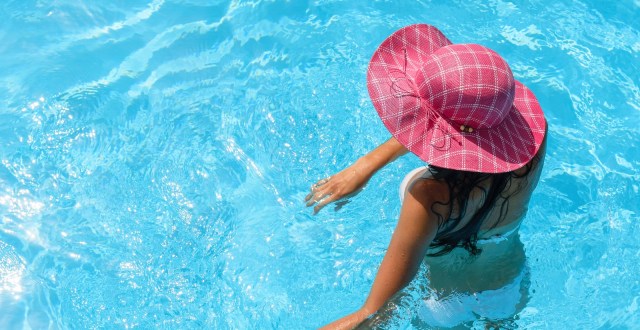 Learn-How-to-Swim-A-Complete-Guide-for-Beginners3