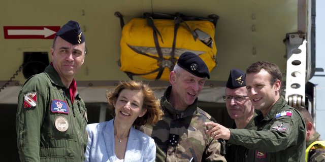 DFMJ2-NXgAEOUzC.jpg-large